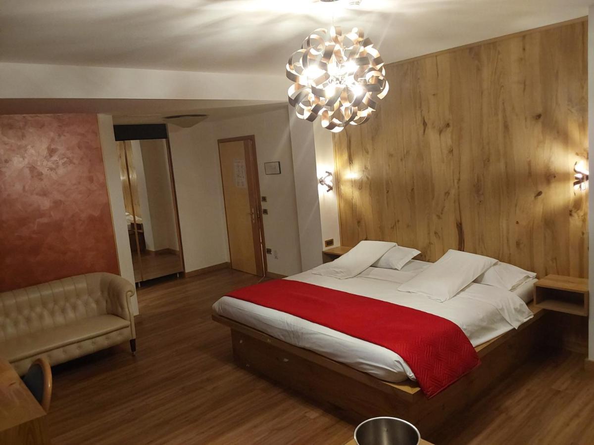 Hotel Casagrande Feltre Kültér fotó