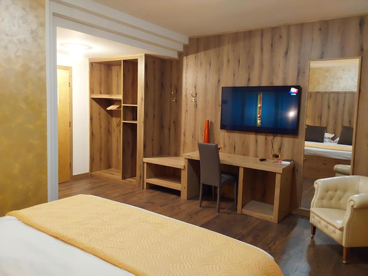 Hotel Casagrande Feltre Kültér fotó