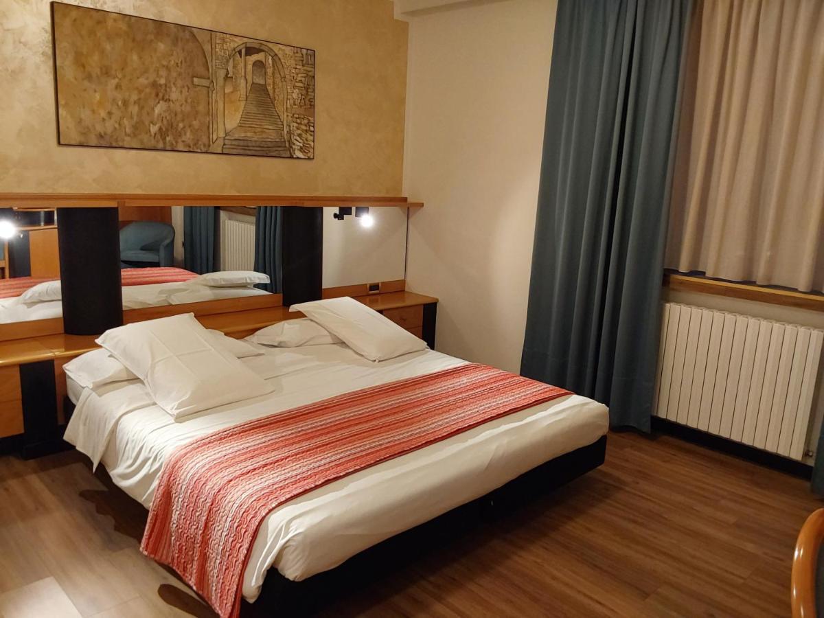 Hotel Casagrande Feltre Kültér fotó