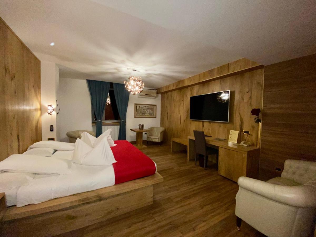 Hotel Casagrande Feltre Kültér fotó