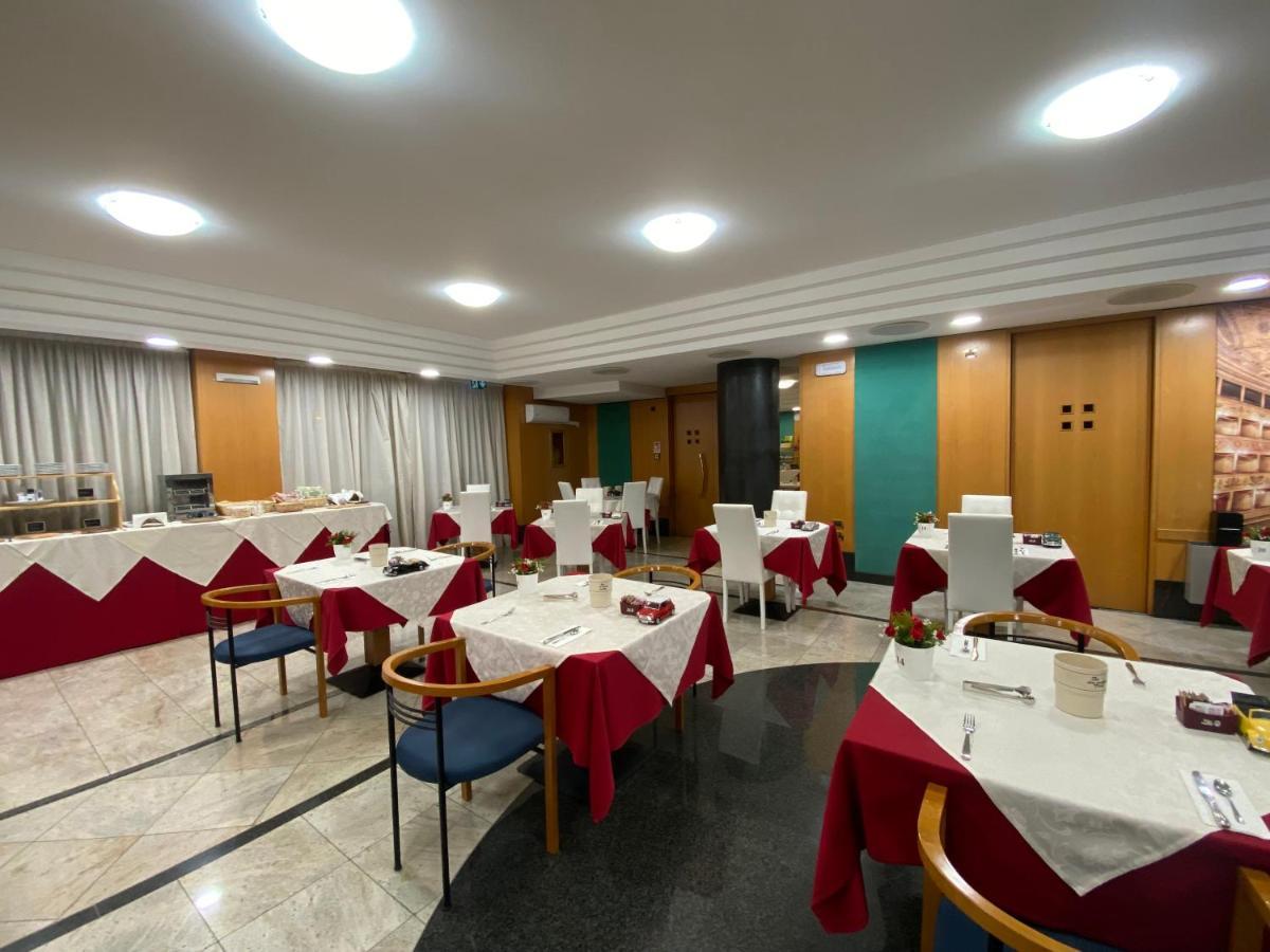 Hotel Casagrande Feltre Kültér fotó