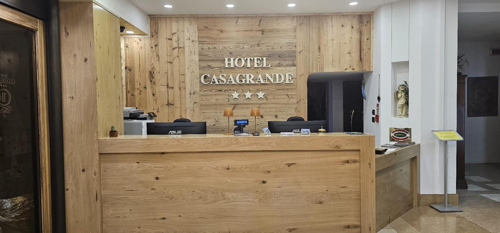 Hotel Casagrande Feltre Kültér fotó